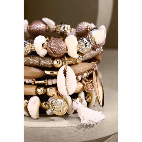 Natural 7 Layer Stackable Cowrie Shell Wood Bead Boho Beach Stretch Bracelet - Picture 2 of 4